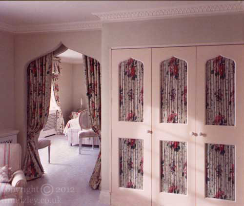 pink specialist paint effects on trim link with roses of floral fabrics